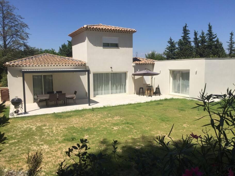 Villa Familiale 9 Pers Cabries Entre Aix Et Marseille 5 Min Gare Aix Tgv 15 Min Aeroport Mp Eksteriør billede
