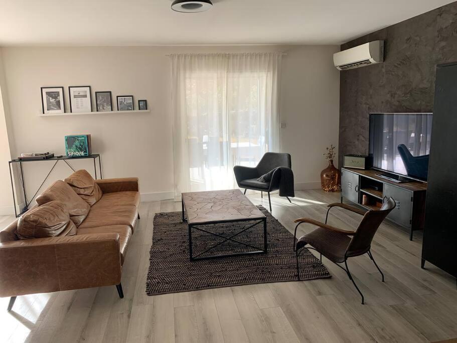 Villa Familiale 9 Pers Cabries Entre Aix Et Marseille 5 Min Gare Aix Tgv 15 Min Aeroport Mp Eksteriør billede