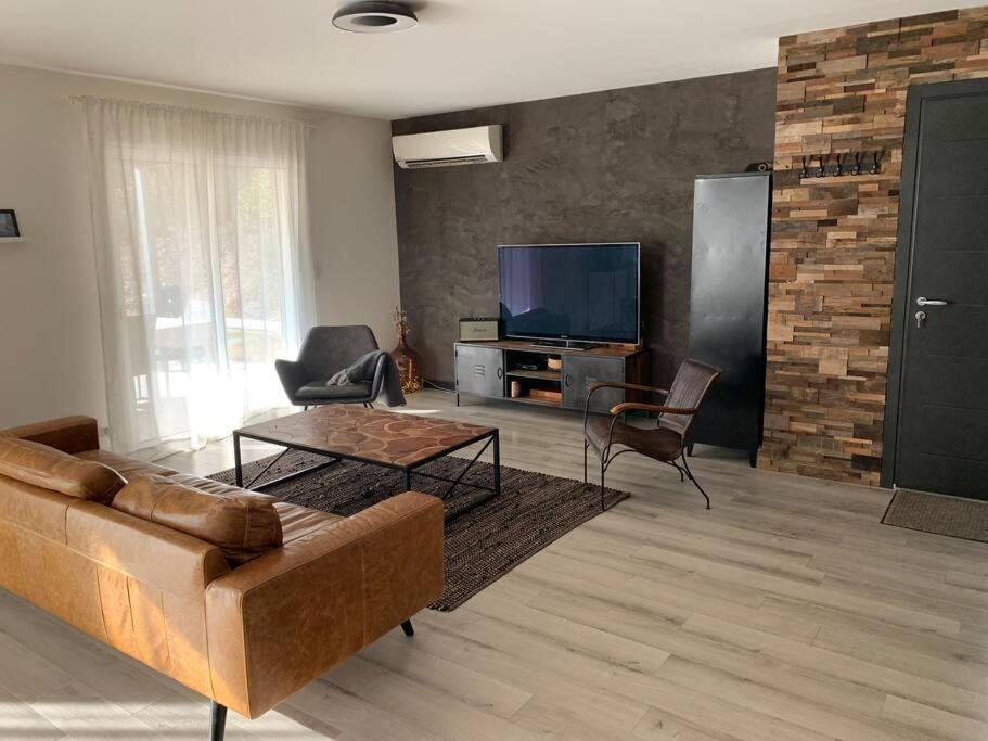 Villa Familiale 9 Pers Cabries Entre Aix Et Marseille 5 Min Gare Aix Tgv 15 Min Aeroport Mp Eksteriør billede